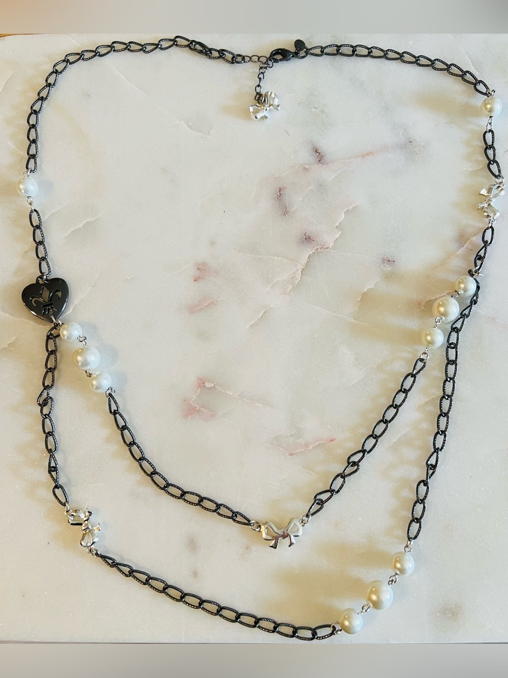 Express Layered Chain Necklace with Fleur-de-lis Heart, Pearl and Bow Accents